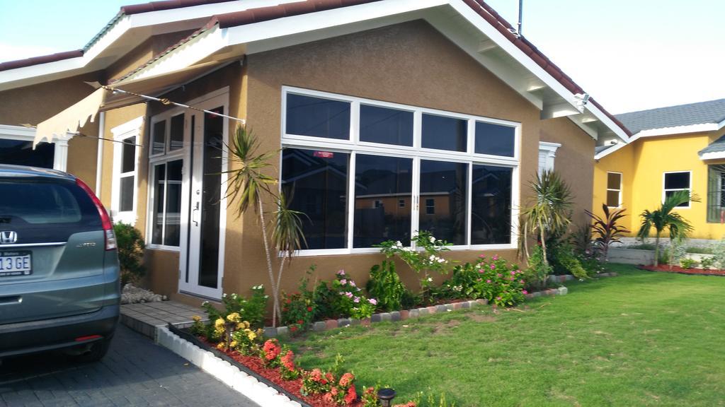 אוצ'ו ריוס Relax Villa מראה חיצוני תמונה